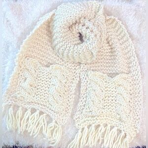 Handmade Hand Crafted Oversized Knit Pocket Scarf Shawl cream
